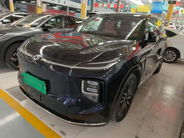 Фотография автомобиля — Changan Qiyuan Q07