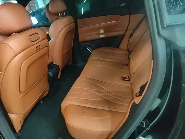 Changan Qiyuan Q07 — Фото автомобиля 16