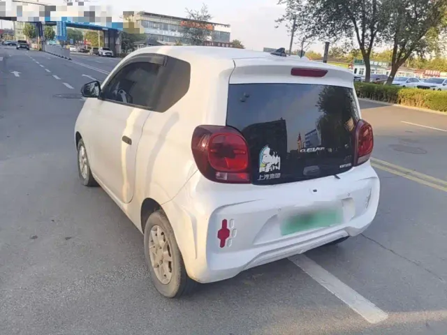 Roewe Clever — Фото автомобиля 4