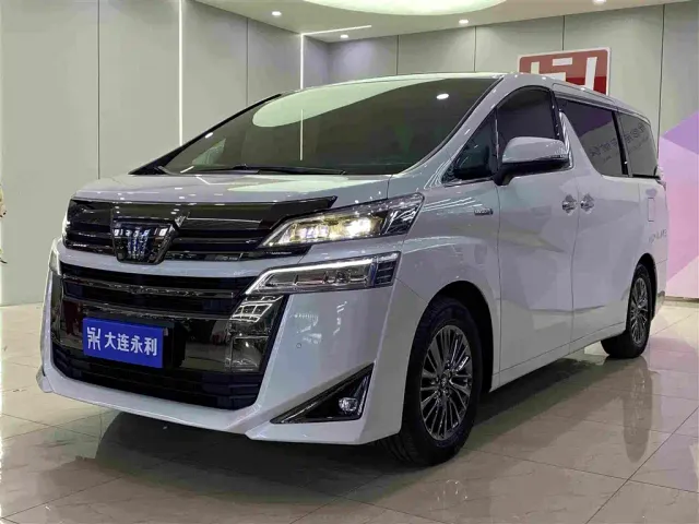 Фотография автомобиля — Toyota Vellfire