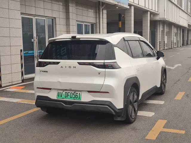 GAC Aion Y — Фото автомобиля 9