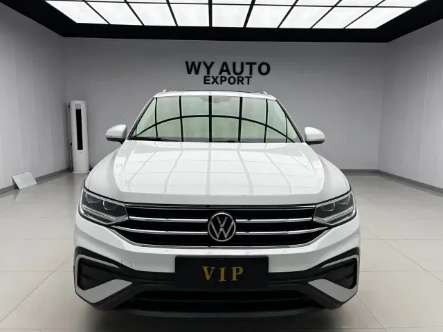 Volkswagen Tiguan L — Фото автомобиля 2