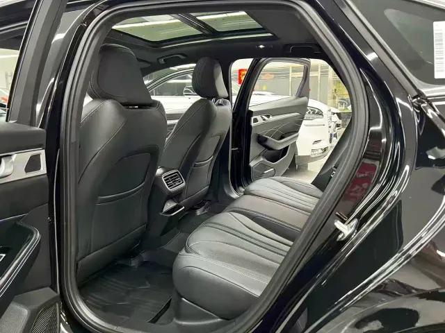 Geely Xingrui — Фото автомобиля 8