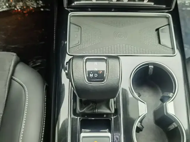 Hongqi Hongqi HS7 2022 2.0T DCT 2WD ZhiLian QiXiang Edition 5-seater — Фото автомобиля 13
