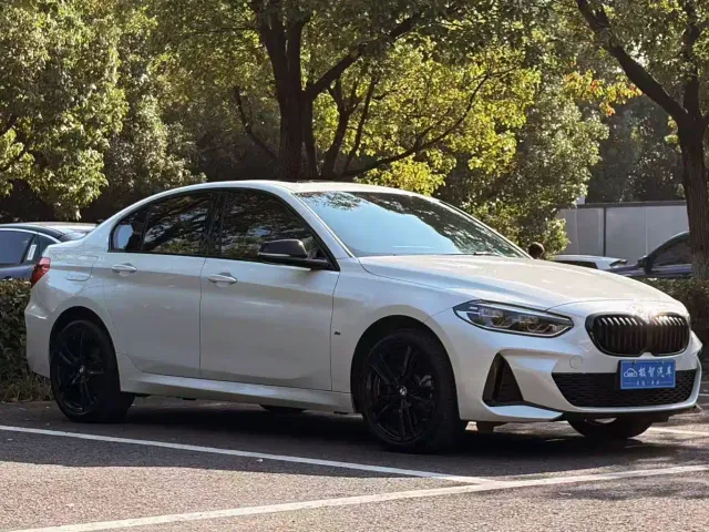 BMW 1 Series — Фото автомобиля 3