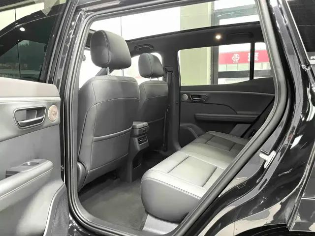 Toyota BoZhi 3X — Фото автомобиля 10
