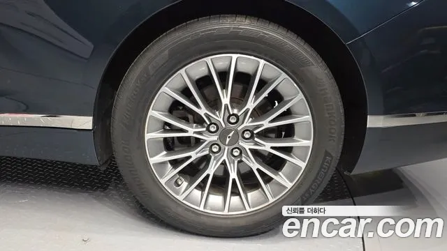 Genesis G80 Бензин 2.5 турбо AWD — Фото автомобиля 7