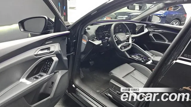 Audi Q5 40 TFSI quattro Sportback S Line — Фото автомобиля 10