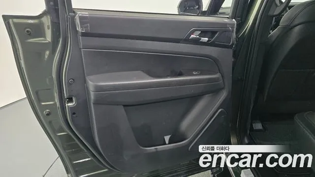 KG_Mobility_Ssangyong Rexton Новый Rexton Sport Дизель 2.2 4WD — Фото автомобиля 25