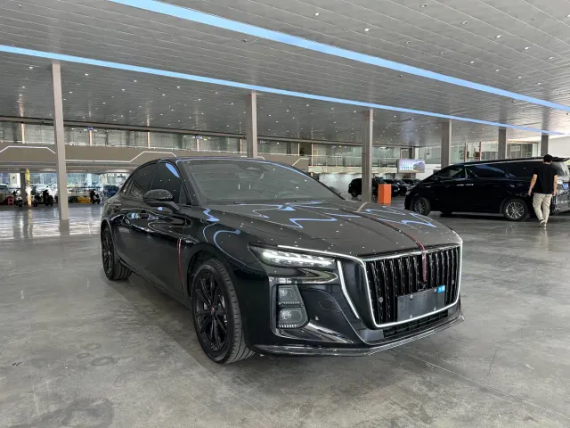 Hongqi H5 — Фото автомобиля 3