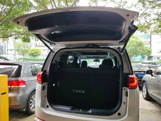 GAC Trumpchi M8 — Фото автомобиля 18