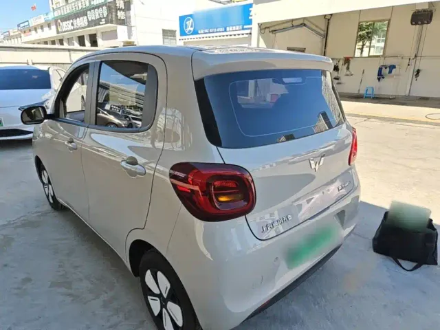 Wuling Hongguang Mini EV — Фото автомобиля 4