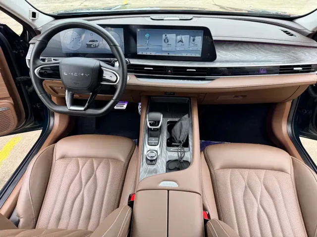 Chery Arrizo 8 — Фото автомобиля 17