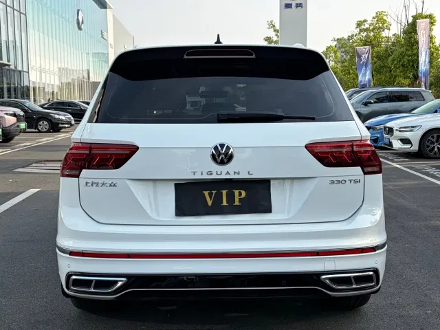 Volkswagen Tiguan L — Фото автомобиля 17