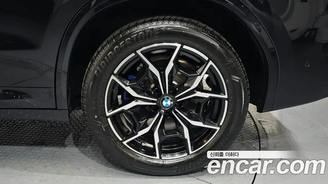 BMW X3 xDrive 20i M Sport — Фото автомобиля 18