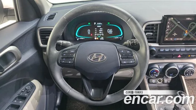 Hyundai Venue — Фото автомобиля 19