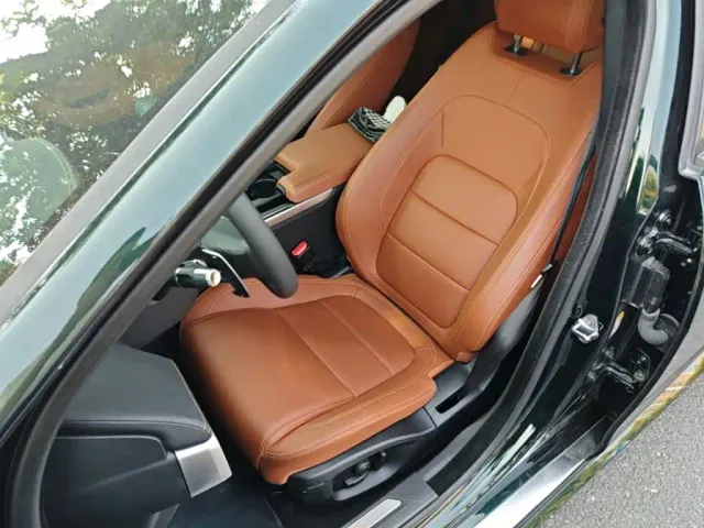 Jaguar XEL — Фото автомобиля 14