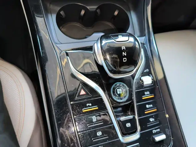 BYD Qin PLUS — Фото автомобиля 13