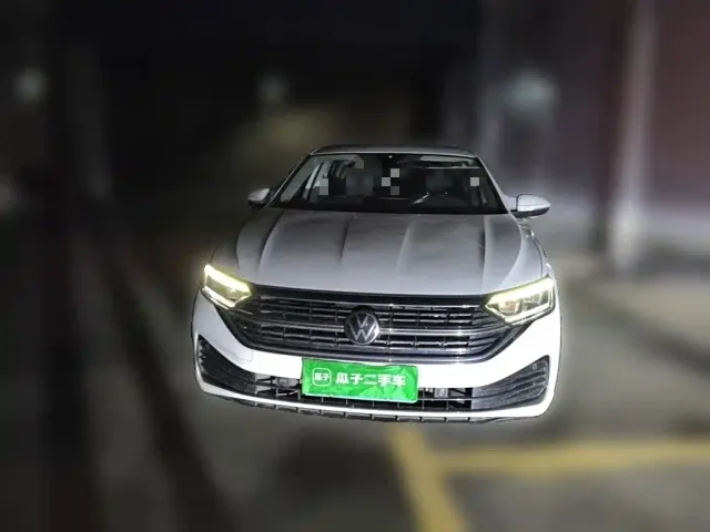 Volkswagen Sagitar — Фото автомобиля 2
