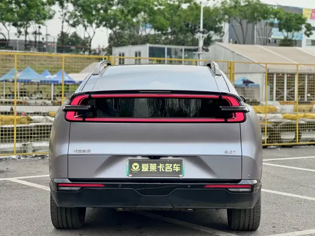 Changan Qiyuan E07 — Фото автомобиля 13