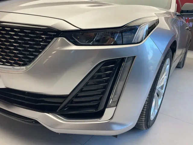 Cadillac CT5 — Фото автомобиля 16
