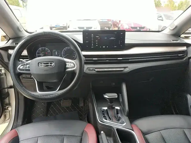 Geely Vision X3 — Фото автомобиля 9