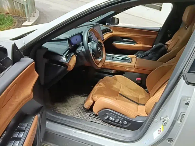 Mazda EZ-6 — Фото автомобиля 15