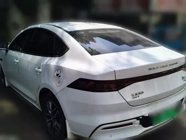 BYD Qin PLUS 2021 DM-i 120KM Flagship — Фото автомобиля 24
