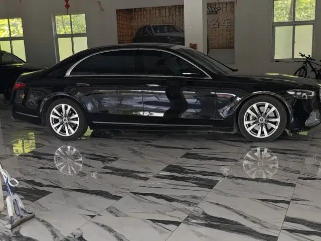 Mercedes-Benz S-Class — Фото автомобиля 3