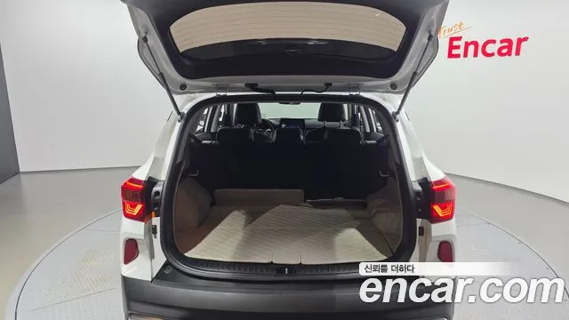 Kia Seltos — Фото автомобиля 20