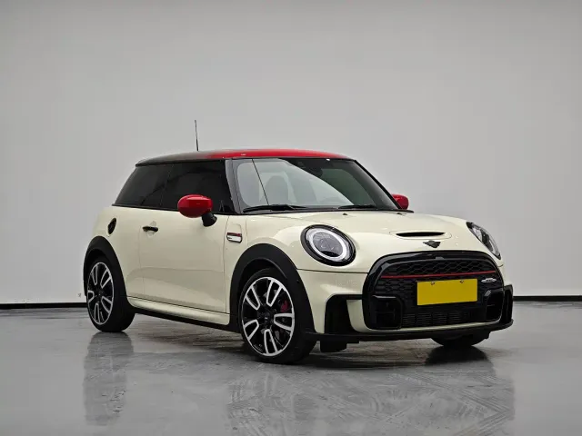 MINI John Cooper Works — Фото автомобиля 3