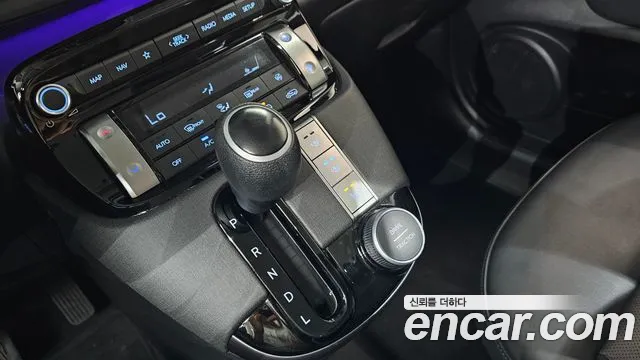 Hyundai Casper Casper Inspiration — Фото автомобиля 9