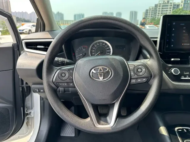 Toyota Corolla — Фото автомобиля 14