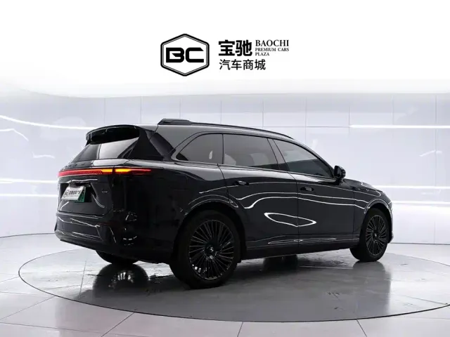 Xpeng G9 — Фото автомобиля 3