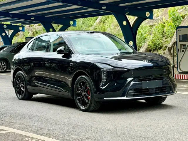IM Motors LS6 — Фото автомобиля 3
