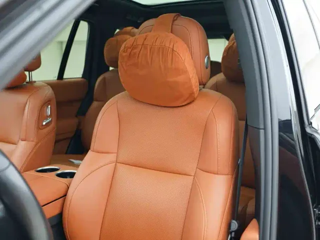 Li Auto L8 — Фото автомобиля 12