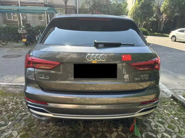 Audi Q3 — Фото автомобиля 4