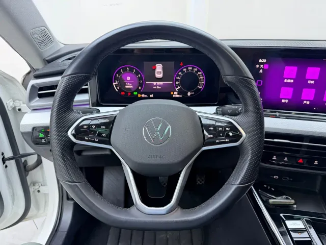 Volkswagen Lamando — Фото автомобиля 11