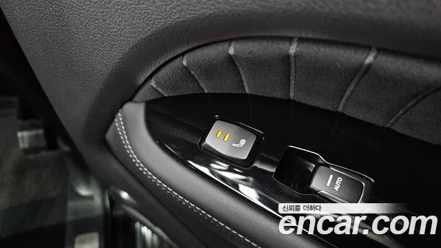 KG_Mobility_Ssangyong Rexton Rexton Arena Дизель 2.2 4WD — Фото автомобиля 20