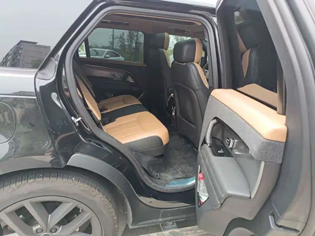 Land Rover Range Rover Sport — Фото автомобиля 11