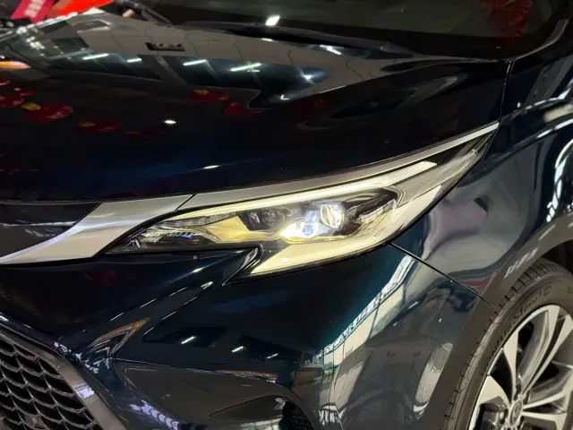 Toyota Granvia — Фото автомобиля 4