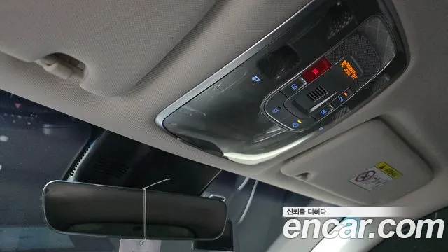 Genesis GV70 Electrified — Фото автомобиля 25