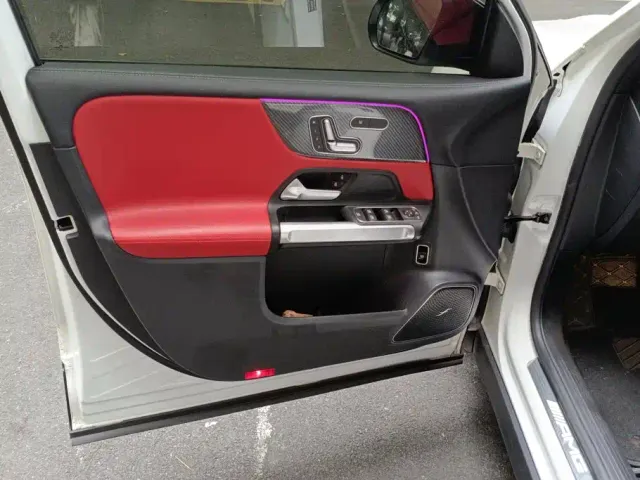 Mercedes-Benz GLB AMG — Фото автомобиля 7