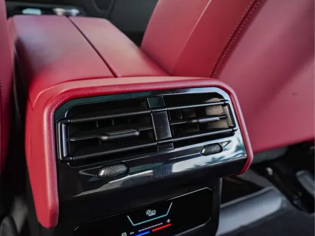 BMW 5 Series — Фото автомобиля 24
