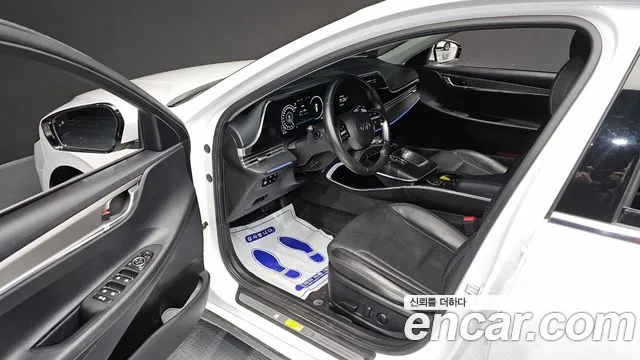Hyundai Grandeur Новый Grandeur IG — Фото автомобиля 10