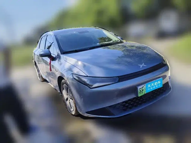 Xpeng P5 — Фото автомобиля 3
