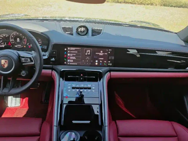 Porsche Panamera — Фото автомобиля 13