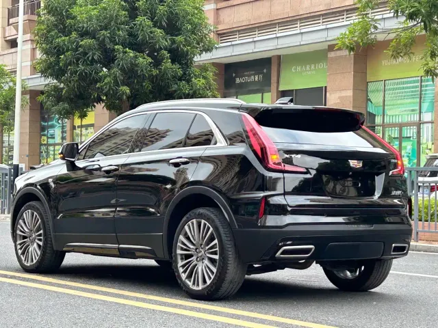 Cadillac XT4 — Фото автомобиля 5