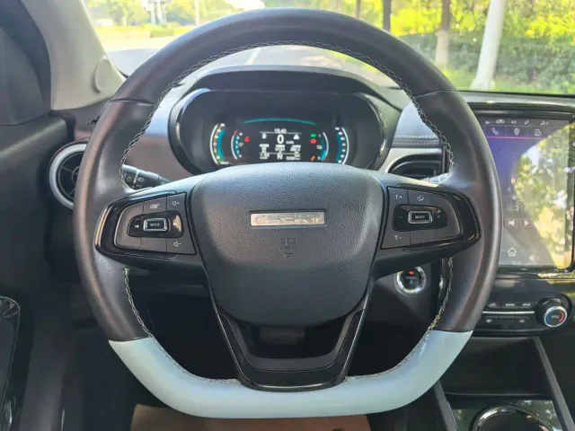 Chery eQ1 — Фото автомобиля 14