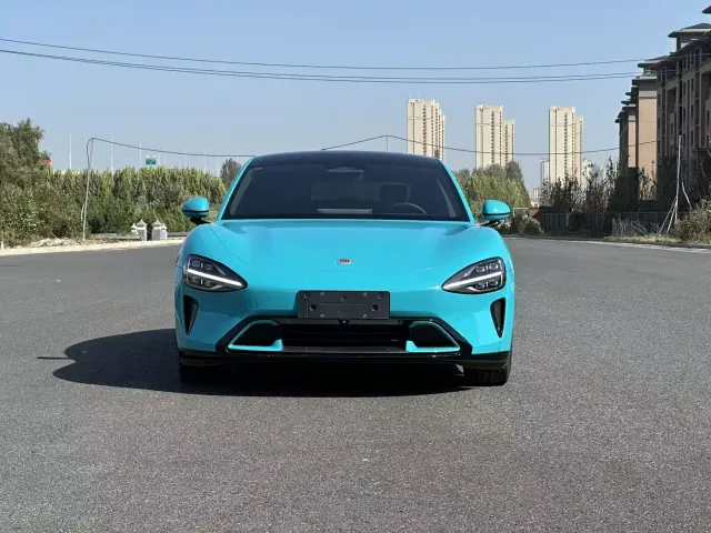 Xiaomi SU7 — Фото автомобиля 2